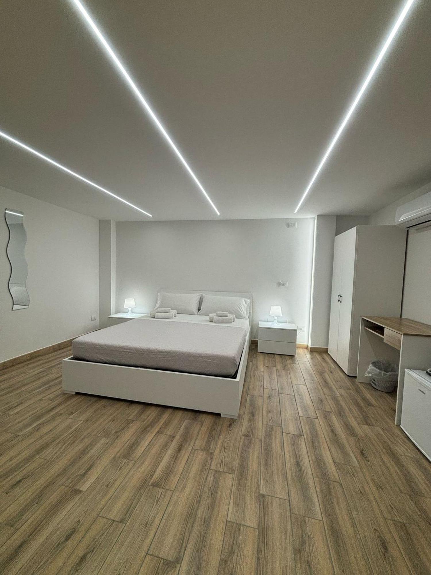 Carmen'S House Bed and Breakfast Nettuno Buitenkant foto