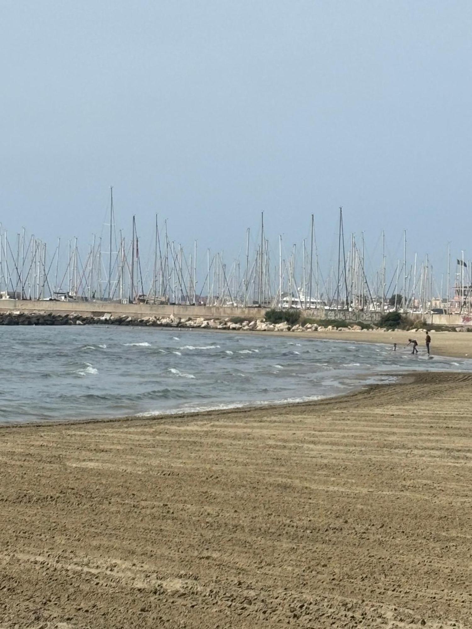 Carmen'S House Bed and Breakfast Nettuno Buitenkant foto